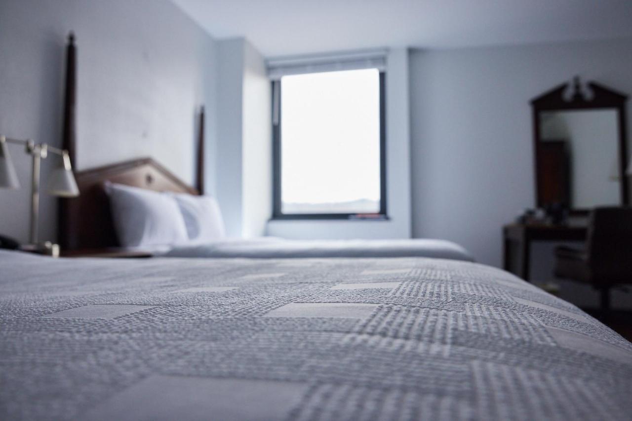 Mclure Hotel Wheeling Zewnętrze zdjęcie