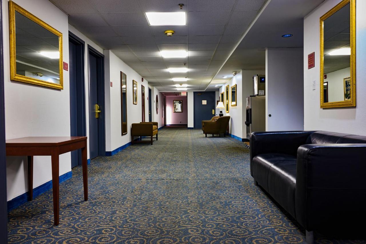 Mclure Hotel Wheeling Zewnętrze zdjęcie