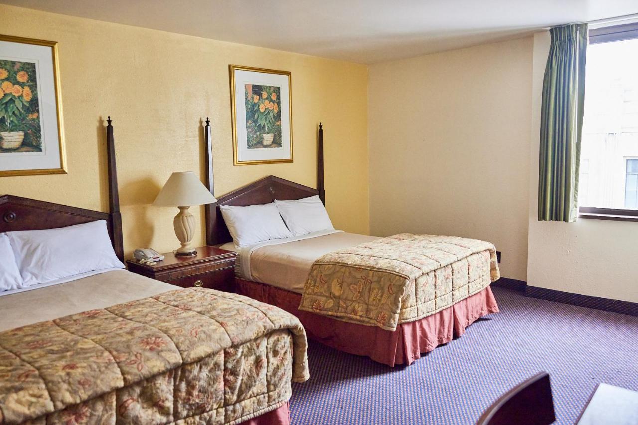 Mclure Hotel Wheeling Zewnętrze zdjęcie