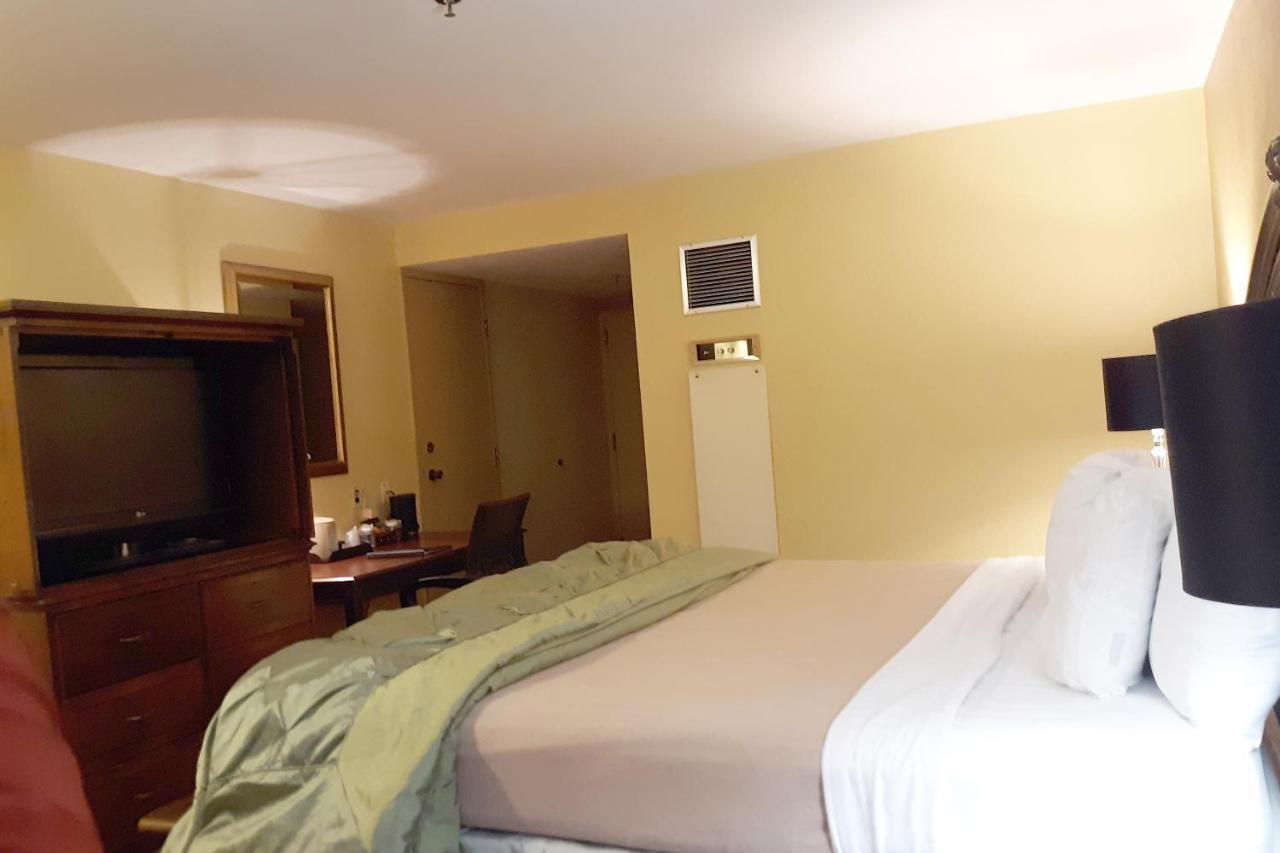 Mclure Hotel Wheeling Zewnętrze zdjęcie
