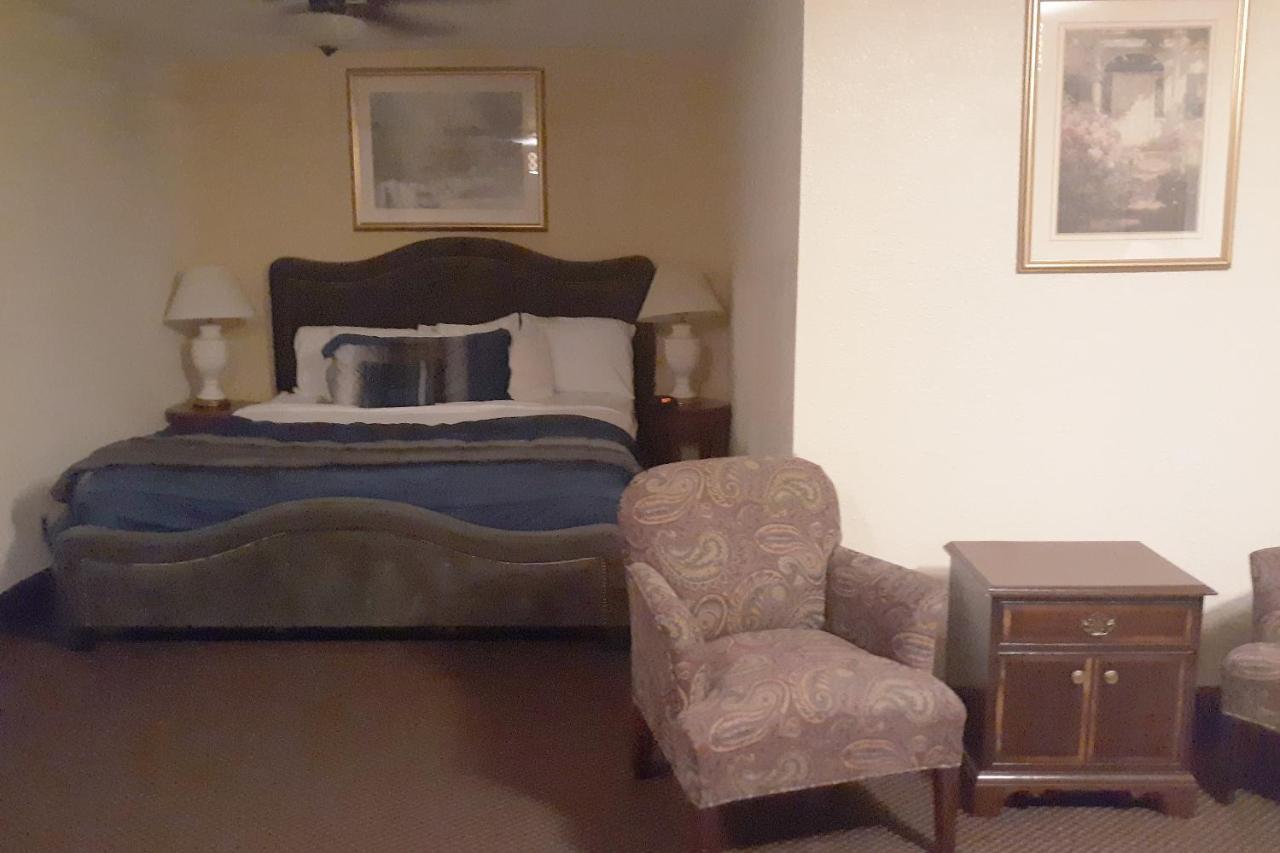 Mclure Hotel Wheeling Zewnętrze zdjęcie